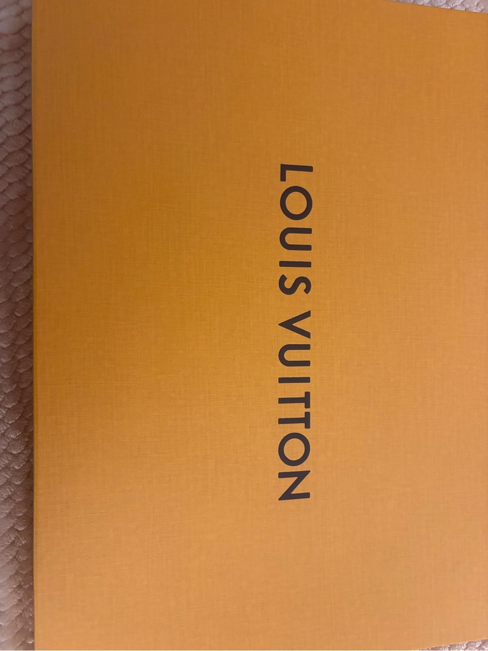 Louis Vuitton Monogram Classic Shawl Beige - Picture 2 of 5